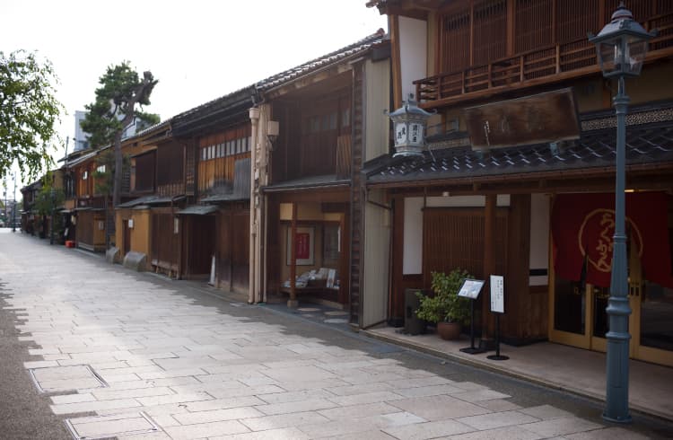 �Ђ��������X