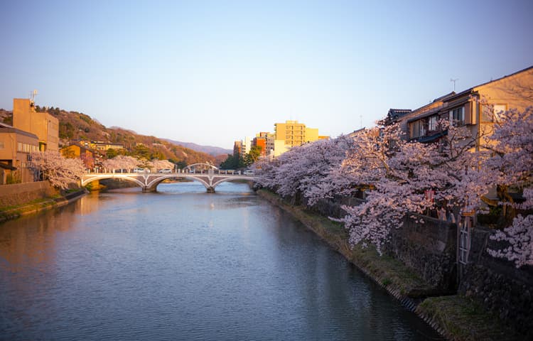 �Ђ��������X