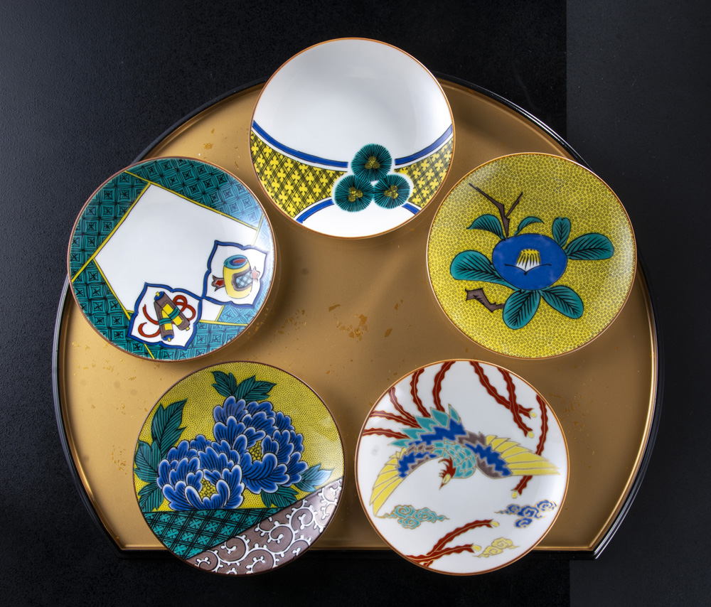 五名の若手九谷作家の作品